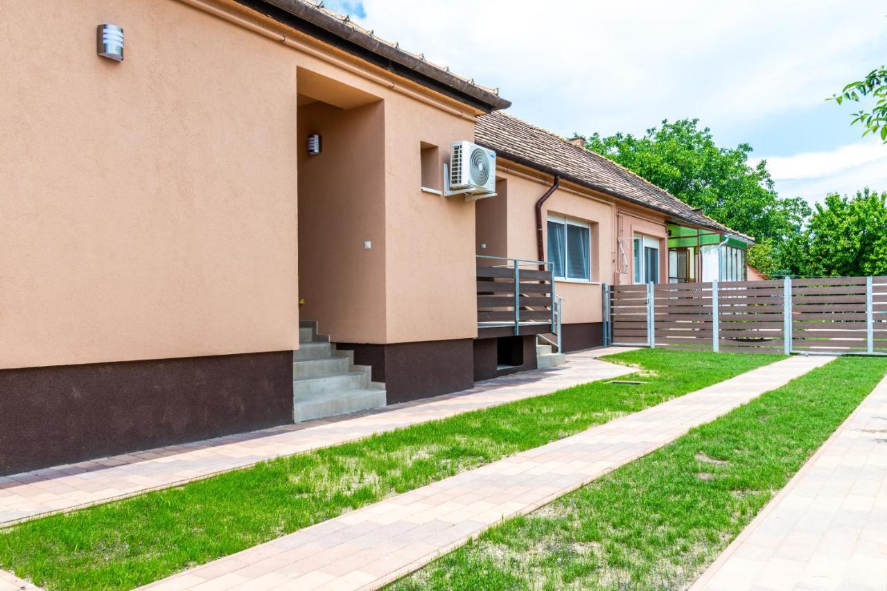 Németh Apartman Keszthely Extérieur photo